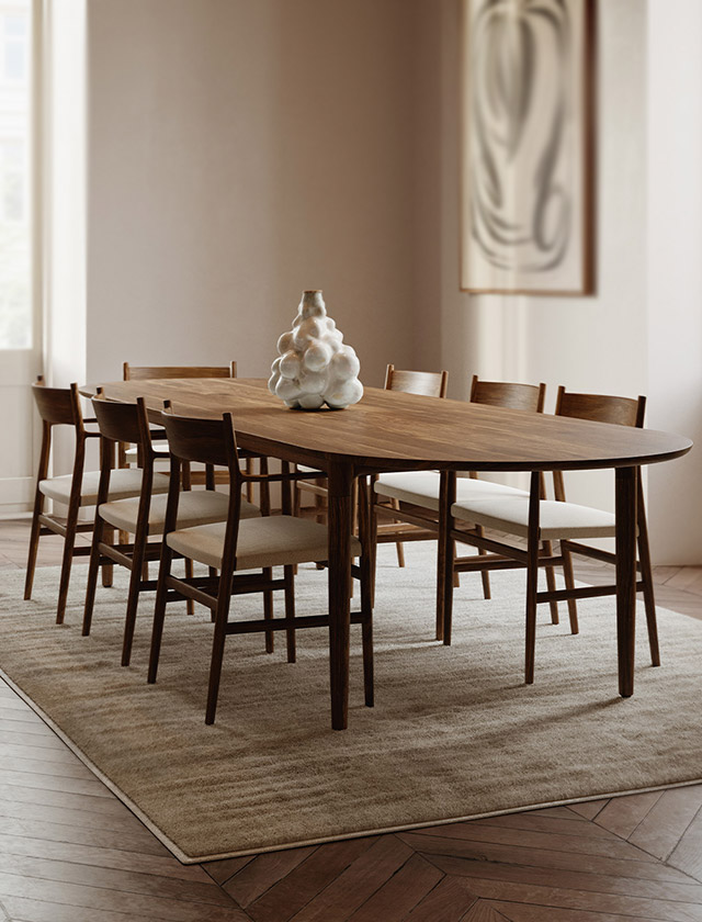 Brdr. Krüger Arv Plus Table aus geölter, geräucherter Eiche – skandinavisches Design in höchster Qualität.