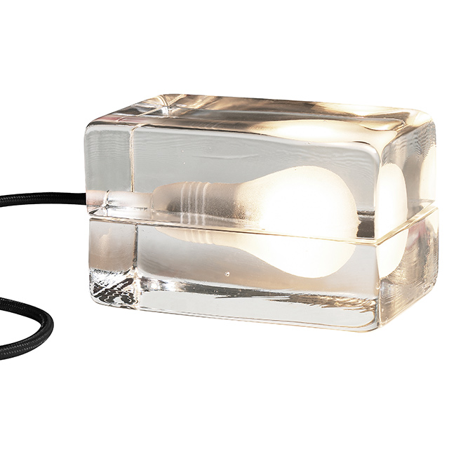 Block Lamp Large von Design House Stockholm - Eisblock-Leuchte in der großen Größe mit schwarzem Kabel