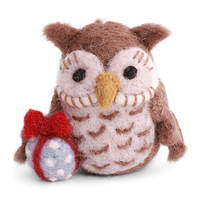 Gry & Sif Filzanhänger Eule mit Geschenk – Weihnachtsdeko