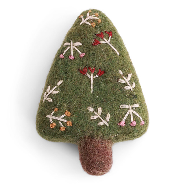 Gry & Sif Filzanhänger Kleiner Weihnachtsbaum mit Stickereien – Weihnachtsdeko