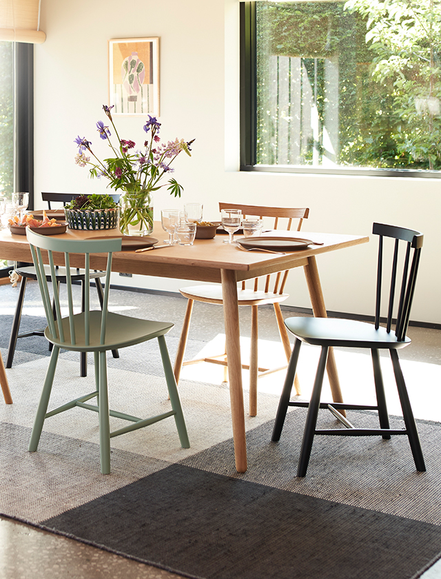 J46 Esszimmerstuhl von FDB Møbler - Dining Chair - Design von Poul M Volther erhältlich in 12 Farben