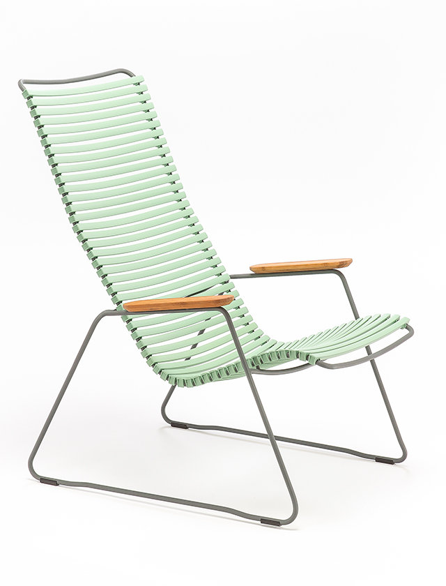 Click Loungesessel von HOUE in Dusty Green 76 - Outdoor Lounge Chair in Hellgrün