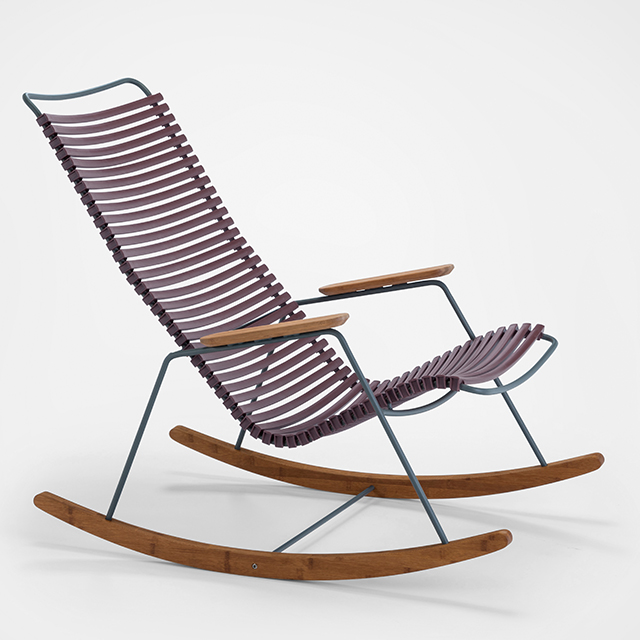 Click Rocking Chair in Plum - Outdoor Schaukelstuhl von HOUE