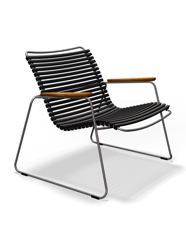 HOUE CLICK Roomy Lounge Chair in Black mit Bambus-Armlehnen, niedrige Rückenlehne