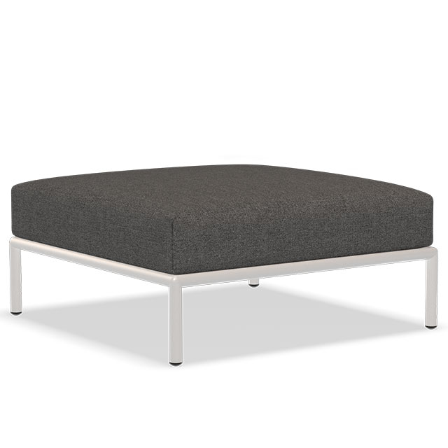 LEVEL Outdoor Ottomane in Dark Grey - Basic und der Rahmen in Muted White