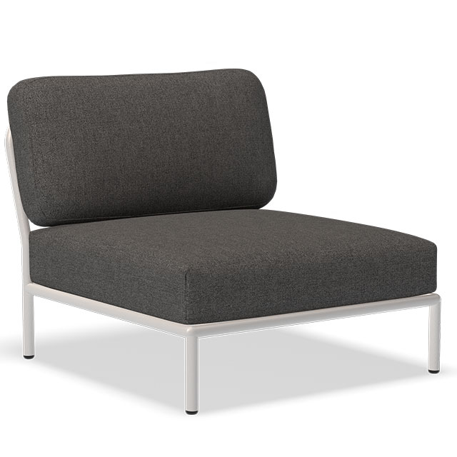 LEVEL Outdoor Sessel in Dark Grey - Basic und der Rahmen in Muted White