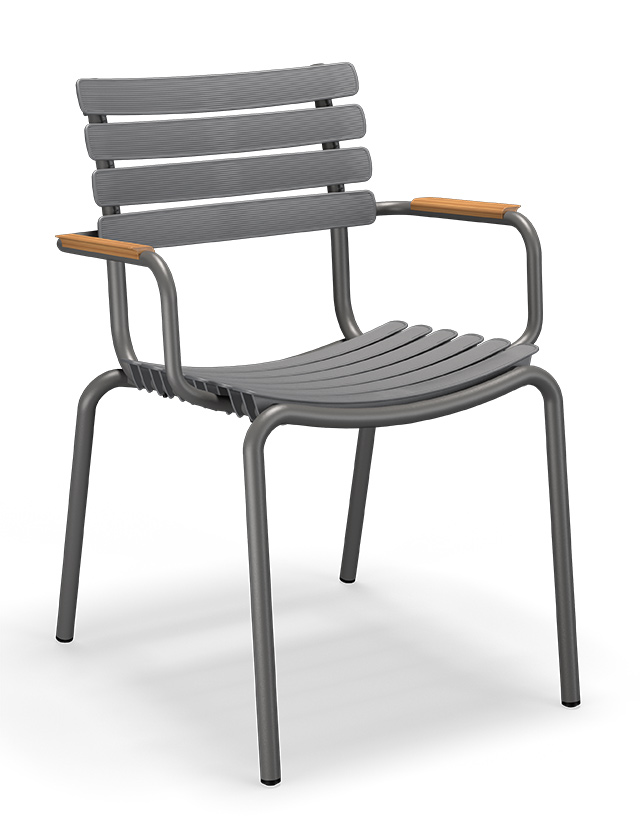 ReClips Dining Chair Bamboo von HOUE in Grey - Gartenstuhl in Grau mit Armlehnen aus Bambus