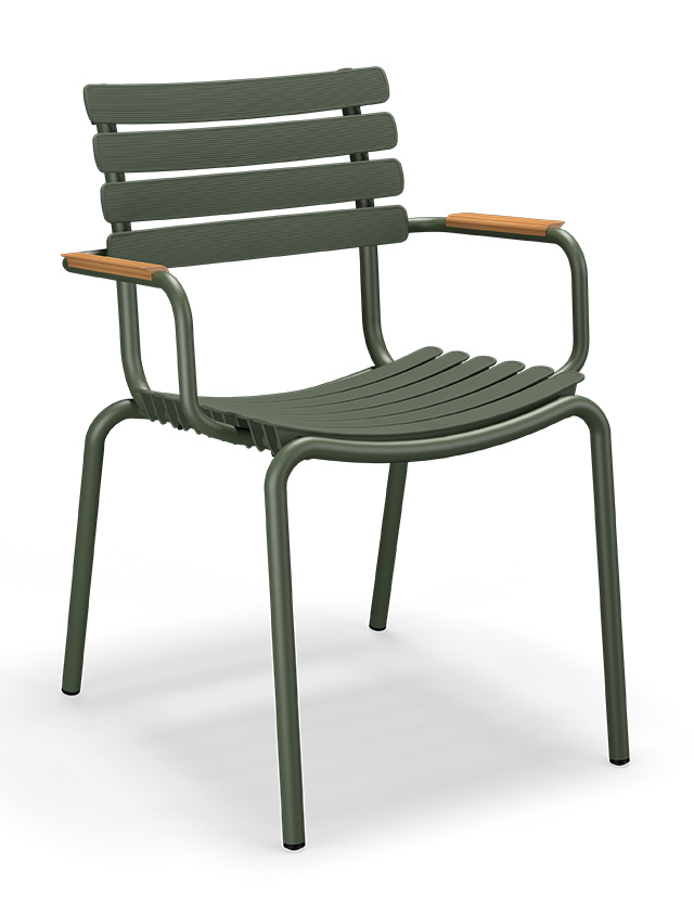 ReClips Dining Chair Bamboo von HOUE in Olive Green - Gartenstuhl in Grün mit Armlehnen aus Bambus