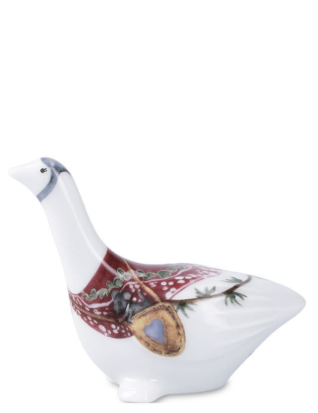 Handdekorierter Kähler Hammershøi Christmas Weihnachtsgans aus Keramik mit klassischen Weihnachtsmotiven in Grün, Braun und Rot.