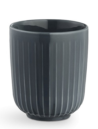 Hammershøi Thermo-Becher - Caffè Latte Becher in Anthrazit von Kähler Design
