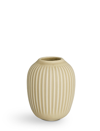 Hammershøi Vase Mini in Birke von Kähler - kleine cremefarbene Vase mit Rillen