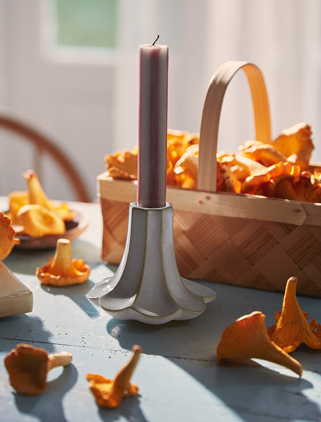 Weißer Kähler Design Kantarel Kerzenhalter für Stabkerzen – Kerzenständer als Tischdeko