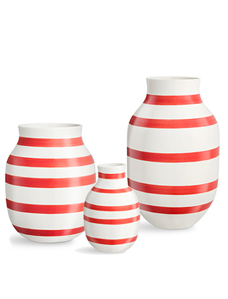 Omaggio Vasen im 3er-Set in Scalet-Rot von Kähler Design