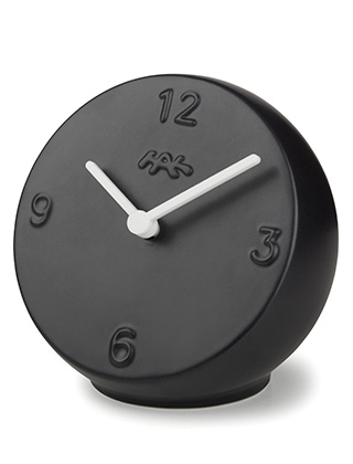 tischuhr skandinavisches design k 228 hler design ora elbdal de skandinavische wohnaccessoires tischuhr skandinavisches design k 228 hler design ora elbdal de skandinavische wohnaccessoires