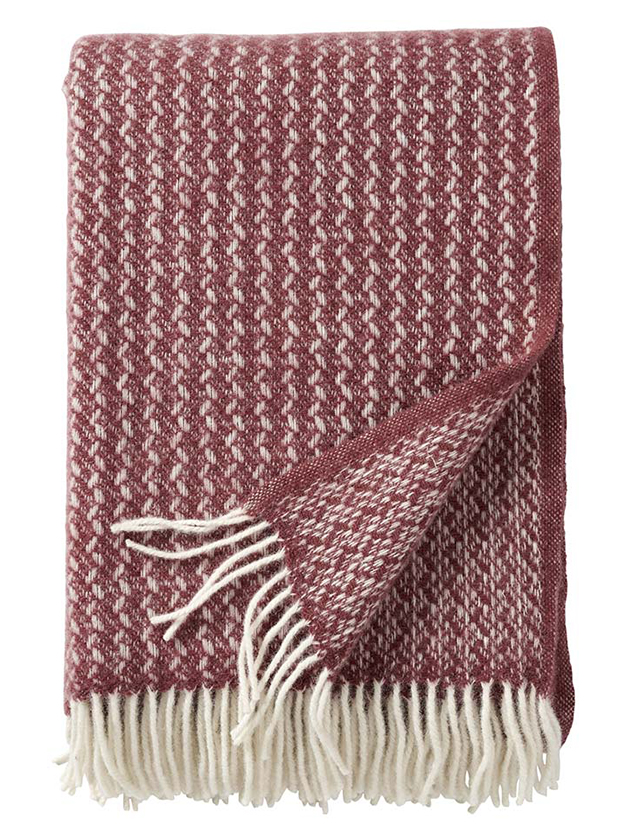 Dagmar Wolldecke in Rose Brown von der Klippan Yllefabrik