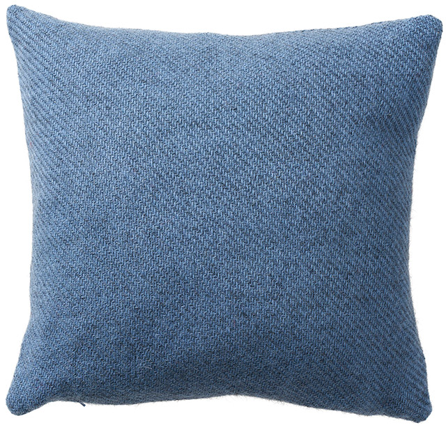 Gotland Kissenhülle, Infinity Blue aus Gotlandwolle von Klippan Yllefabrik