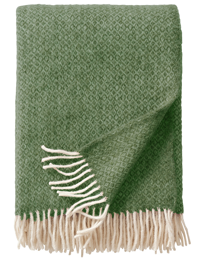 Klippan Yllefabrik Lima Decke – Bottle Green aus Alpaka & Schurwolle