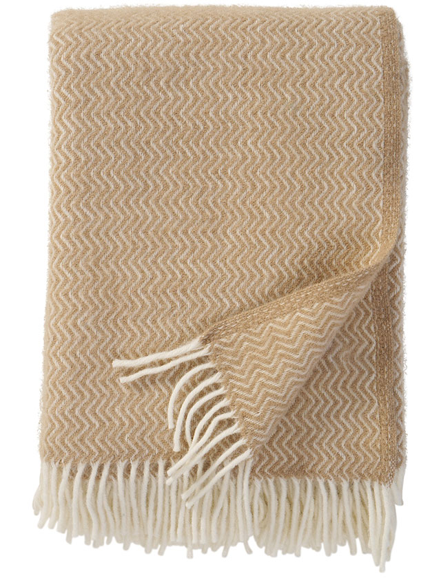 Klippan Sorbet Wolldecke aus 100% Lammwolle in der Farbe Sandy Beach.