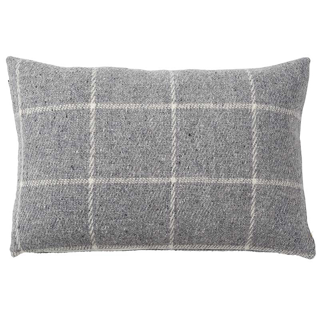 Vinga Kissen - Kissenbezug in Light Grey aus Schurwolle von Klippan