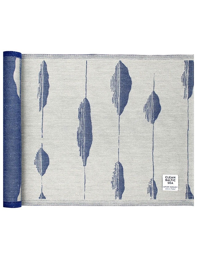 Merellä Saunaauflage lang in Linen Blue von Lapuan Kankurit.