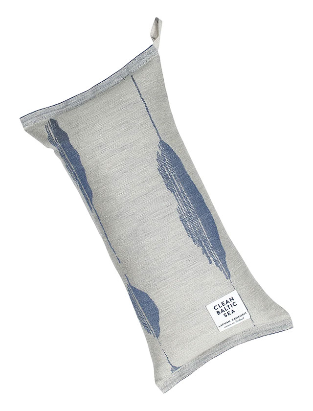 Merellä Saunakissen in Linen Blue von Lapuan Kankurit.