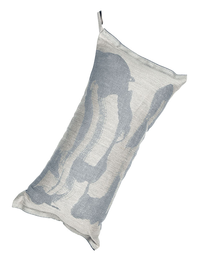Savu Saunakissen in Linen Light Grey von Lapuan Kankurit.