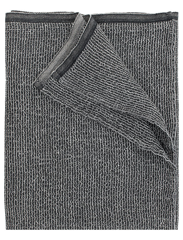 Terva Duschtuch aus Tencel in der Farbe Black Linen von Lapuan Kankurit aus Finnland.