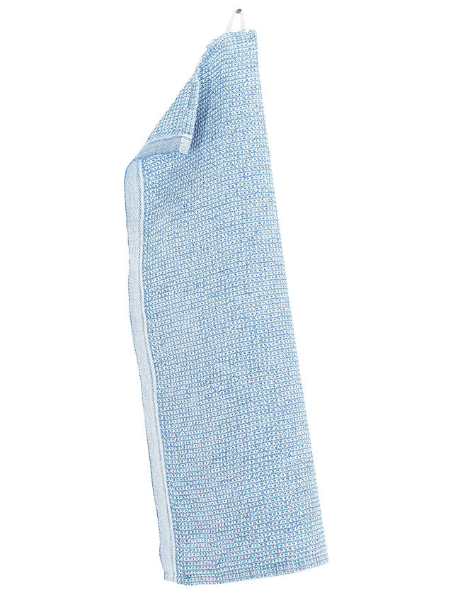 Terva Gästehandtuch aus Tencel in der Farbe White Rainy Blue von Lapuan Kankurit aus Finnland.
