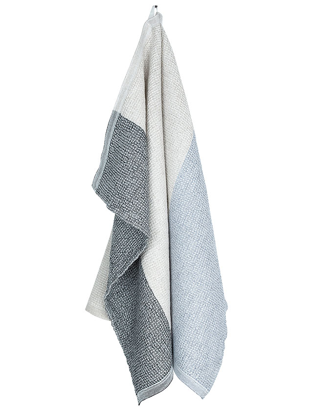 Terva Handtuch aus Tencel in der Farbe White Multi Grey von Lapuan Kankurit aus Finnland.
