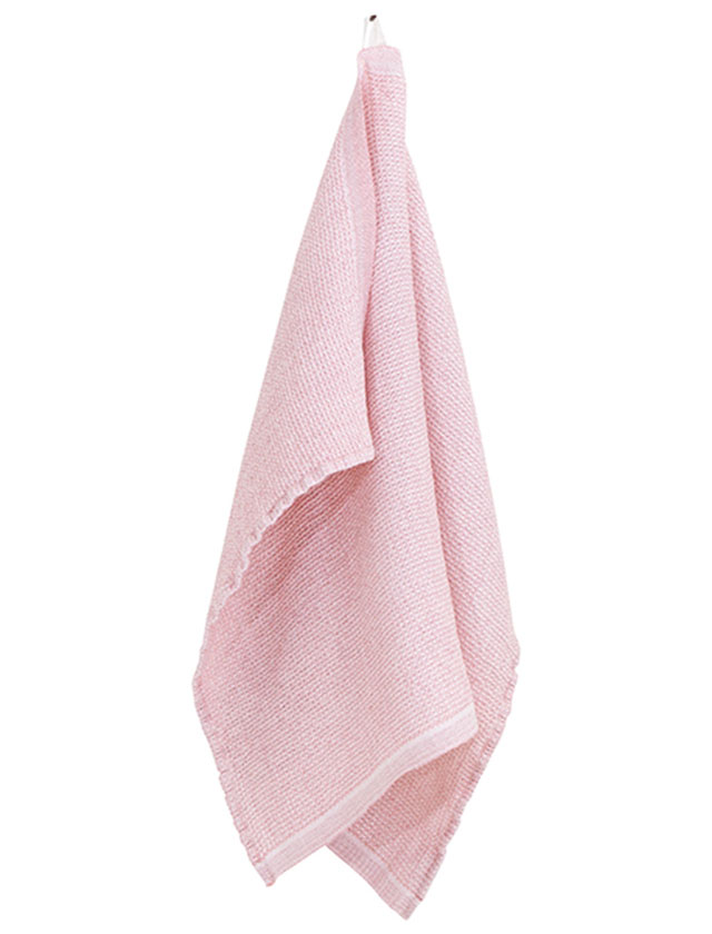 Terva Handtuch aus Tencel in der Farbe White Rose von Lapuan Kankurit aus Finnland.