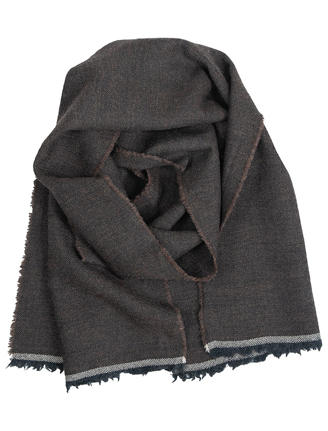 Viiru Schal in Black-Brown aus 100% Merinowolle von Lapuan Kankurit aus Finnland in der Länge 35 × 170 cm