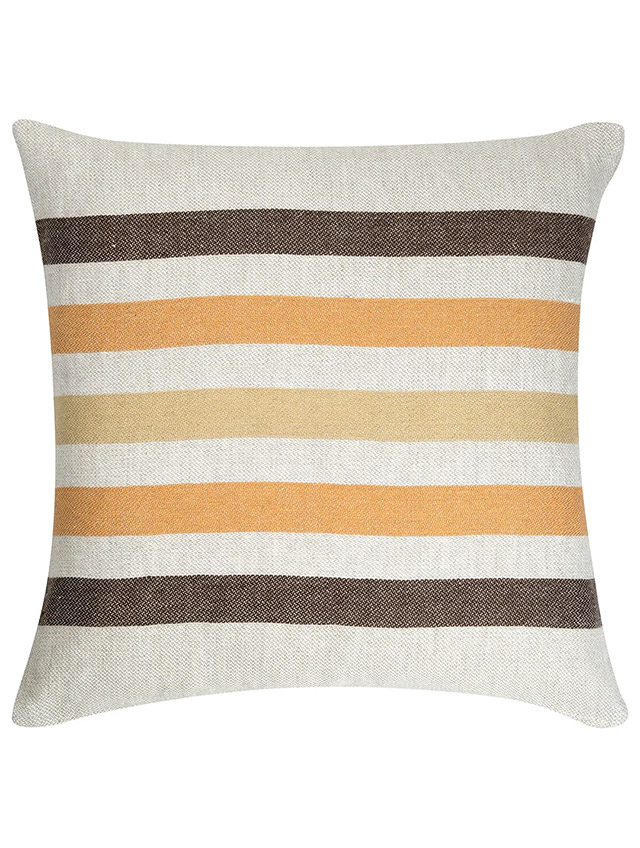 VIRTA Leinen-Kissenbezug mit Streifen in Rostorange, Beige und Braun auf Naturleinen von Lapuan Kankurit