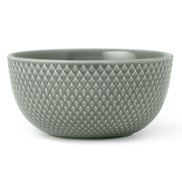 Müslischale von Lyngby Porcelæn aus der Rhombe Earth Kollektion in der Farbe Moss.