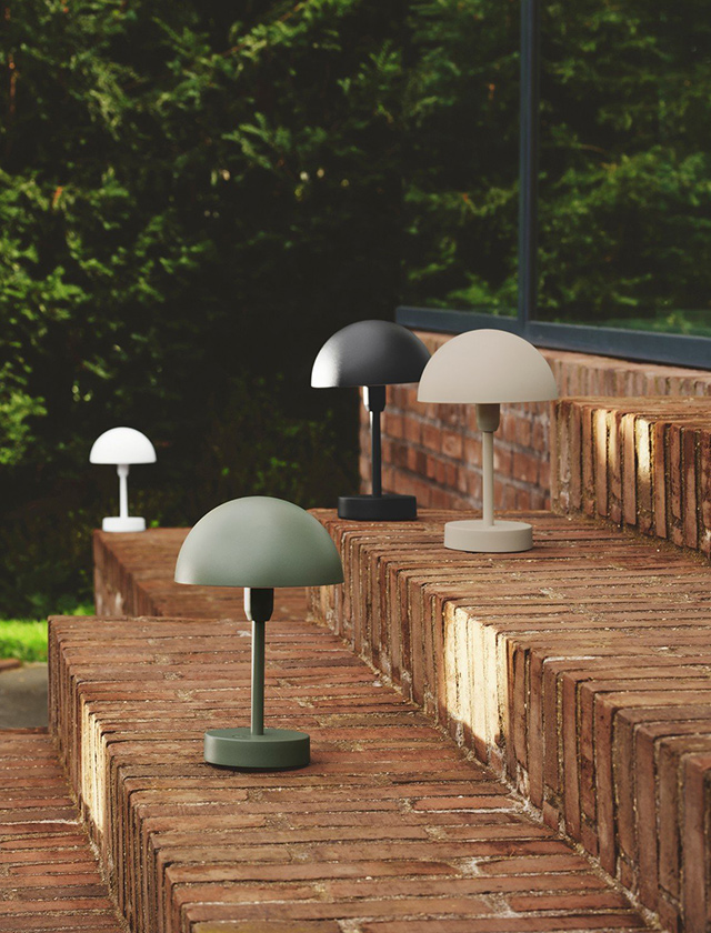 Nordlux Ellen To-Go Akku Outdoor Leuchte im skandinavischen Design, tragbare LED Lampe für innen und außen mit Dimmfunktion