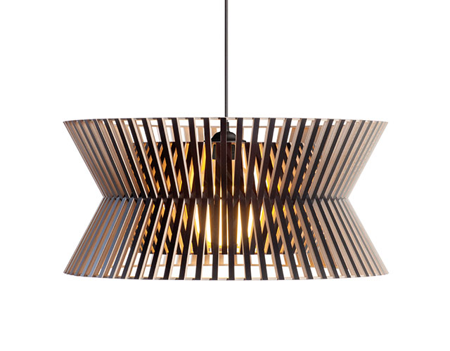 Kontro 6000 – Pendelleuchte in lackiertem Schwarz von Secto Design aus Finnland.