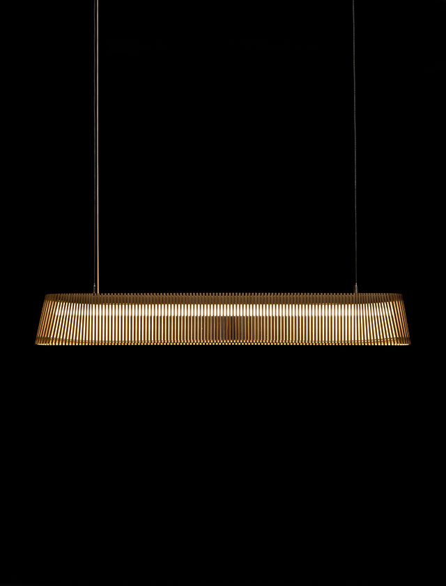 Owalo 7000 – Pendelleuchte in Birke von Secto Design aus Finnland.