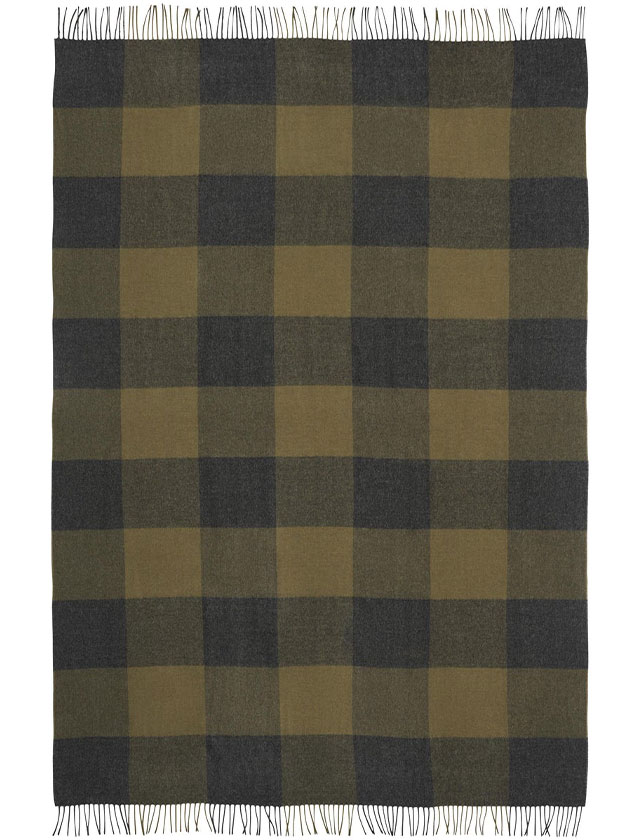 Caracas Plaid 130 x 200 cm: Exklusiver Luxus aus feinster Baby Alpaka-Wolle ausgebreitet in der Farbe: Umber