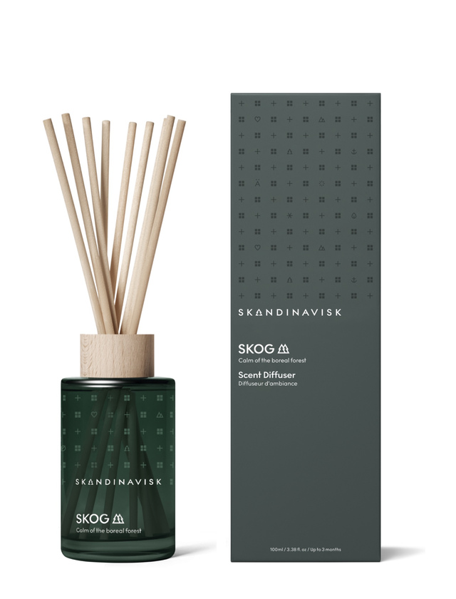 Skandinavisk SKOG Diffuser 100 ml mit Duftstäbchen und dunklem Glas, inspiriert von skandinavischen Wäldern