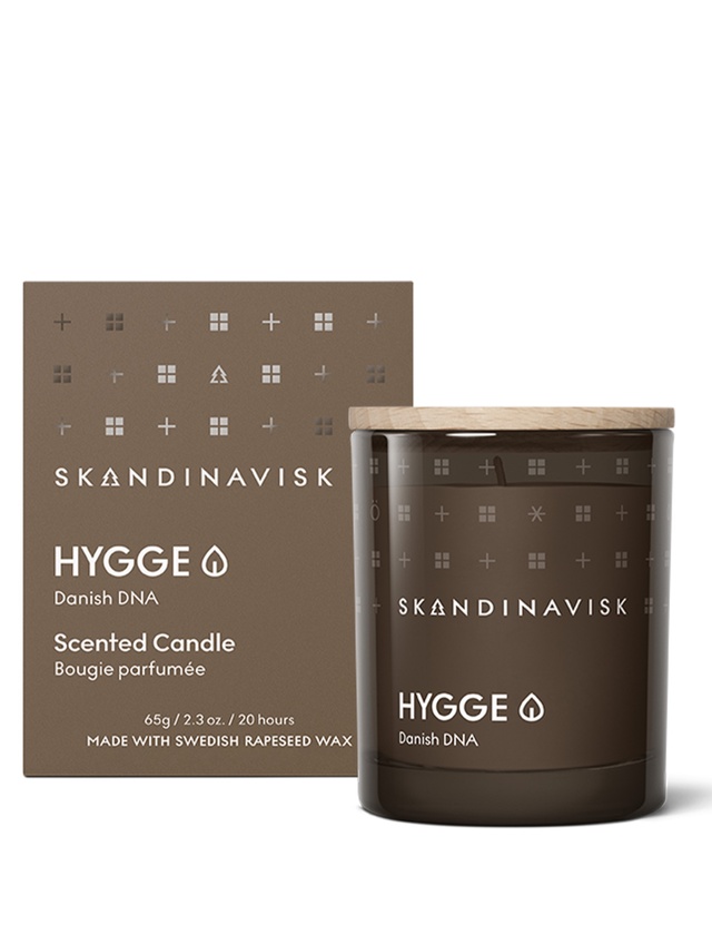 Skandinavisk HYGGE Duftkerze 65 g im braunen Glas mit Holzdeckel und Geschenkverpackung