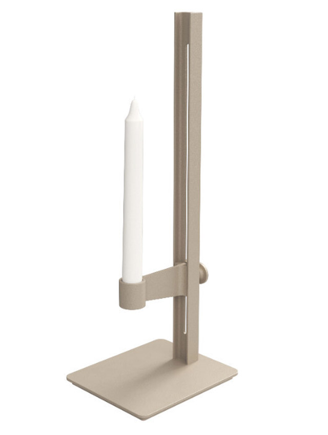 Museum Kerzenhalter aus Aluminium in Beige